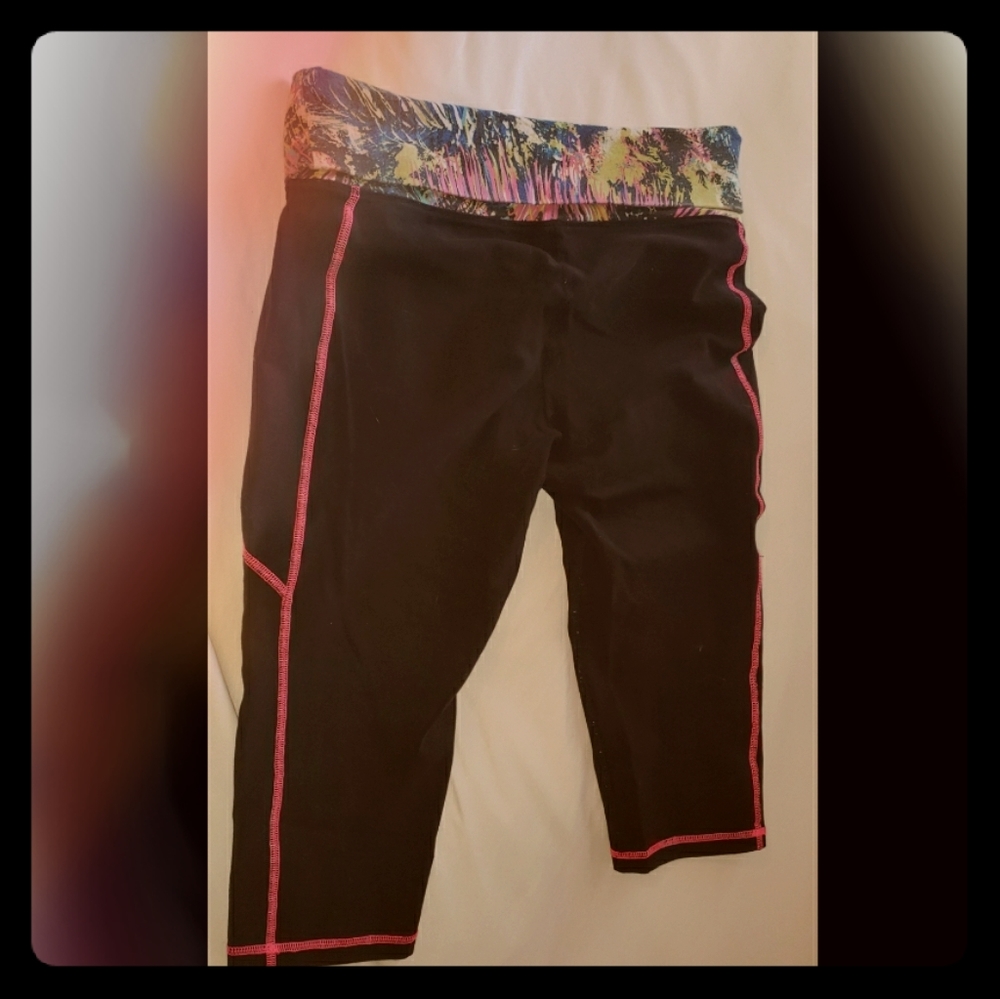 Material girl work out gym style capris